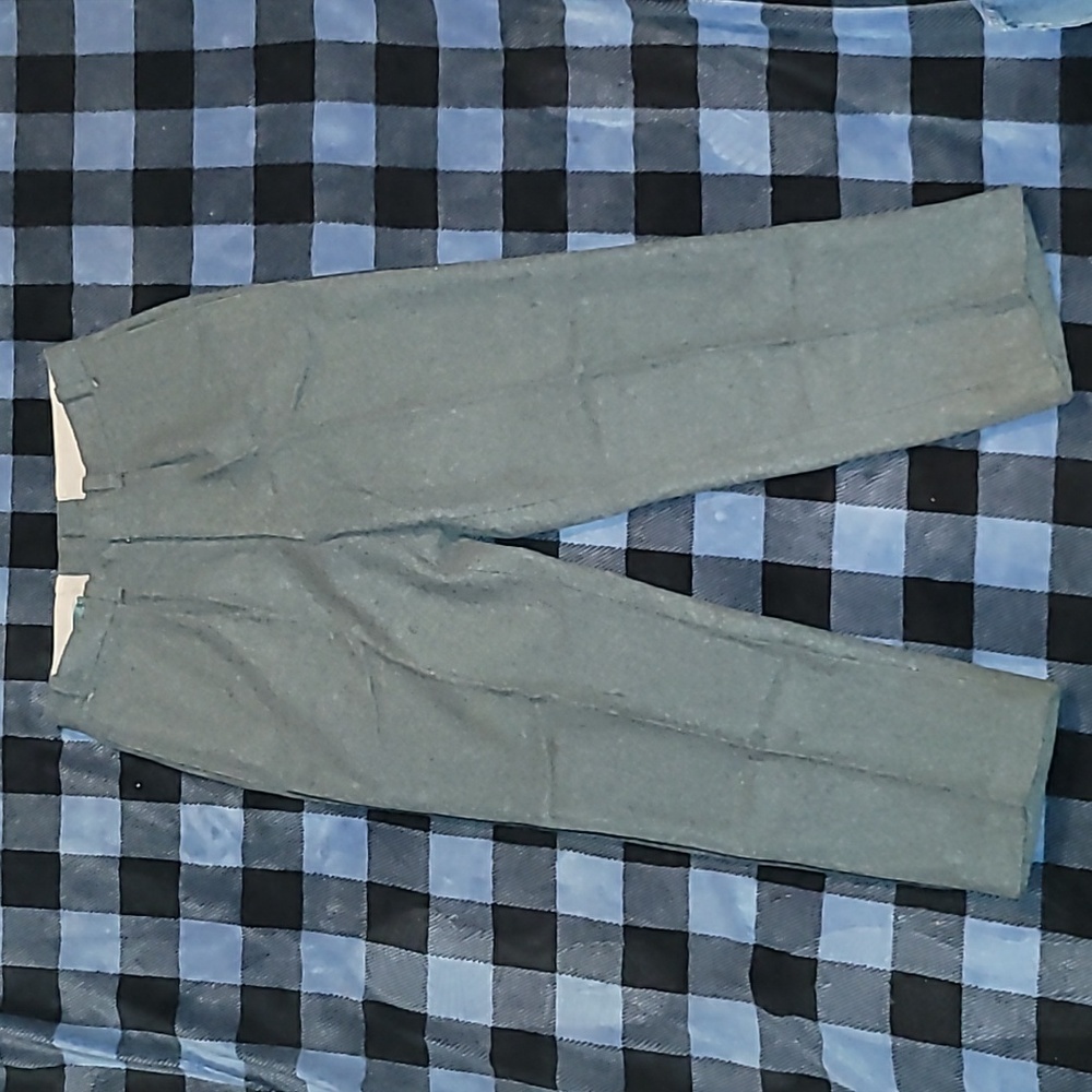 Vintage. Made in USA. Heavyweight thick wool reinforced with canvas. W32 L26